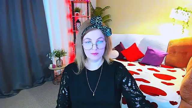 YourUniverser online show from 04-19-26, 11:11