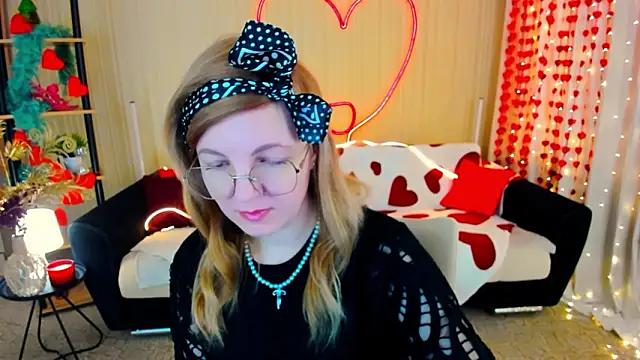 YourUniverser online show from 02-10-26, 09:41