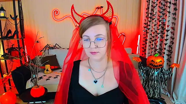 YourUniverser online show from 10-28-25, 04:13