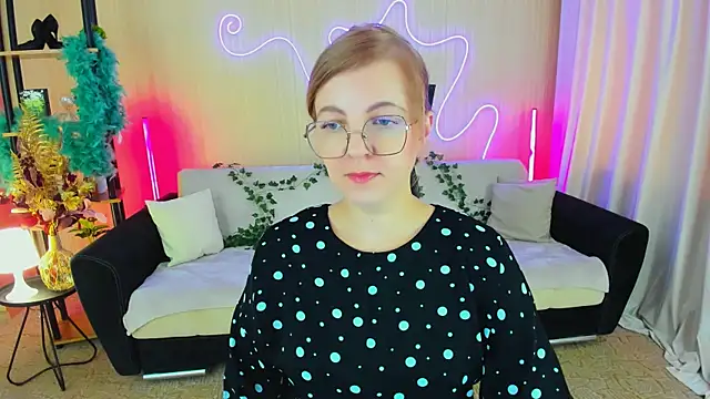 YourUniverser online show from 11-18-25, 09:12