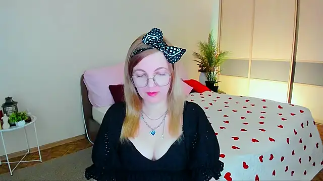 YourUniverser online show from 05-25-26, 04:45