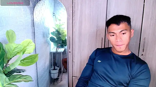 PinooyMilker online show from 03-29-26, 07:32