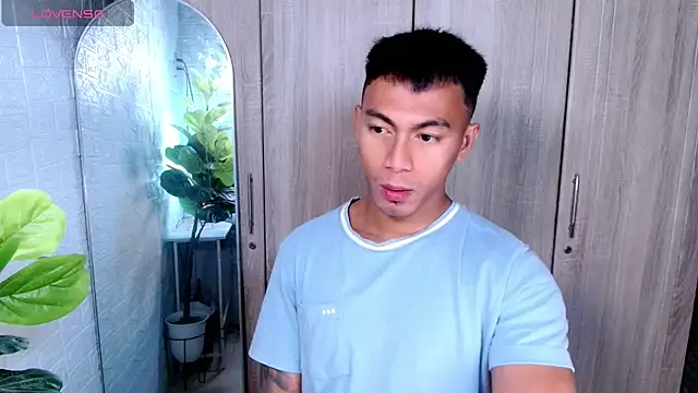 PinooyMilker online show from 03-27-26, 06:09