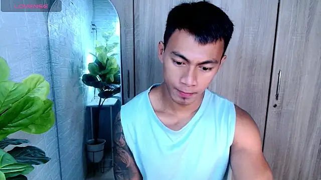 PinooyMilker online show from 05-06-26, 05:17