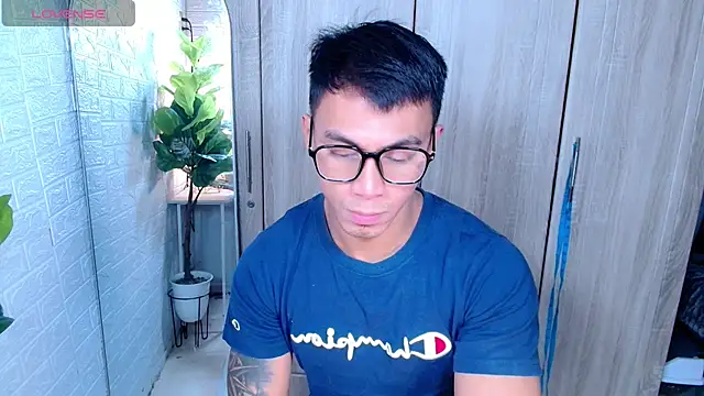 PinooyMilker online show from 12-18-25, 11:36