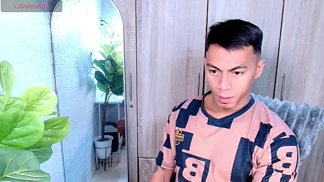 PinooyMilker online show from 02-19-26, 01:24