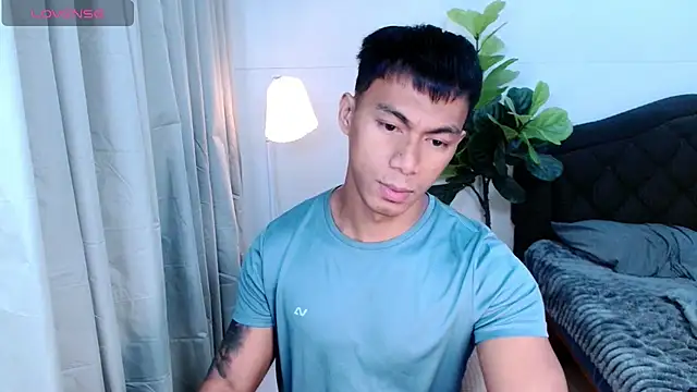 PinooyMilker online show from 06-22-26, 02:39