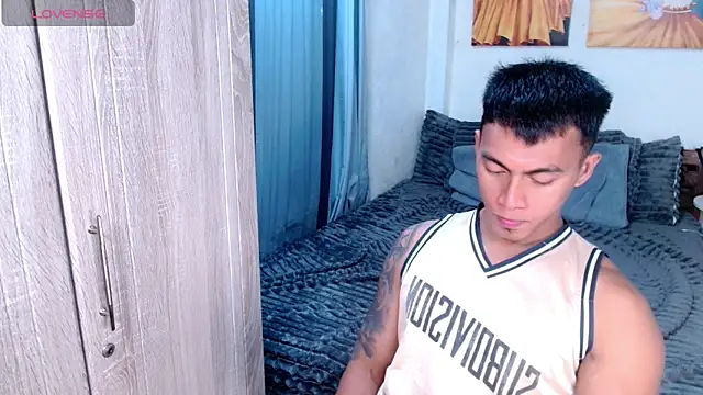 PinooyMilker online show from 04-05-26, 02:18