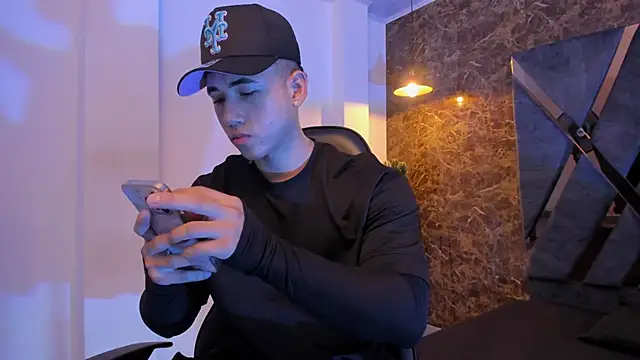 Draven Marceaux online show from 01-18-26, 04:32