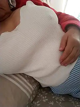 zerdaliii online show from 11-18-25, 06:06