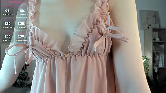 Ice Strawberry online show from 11-30-25, 03:18