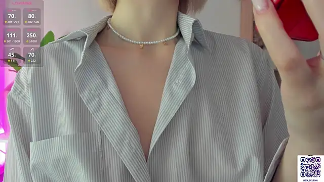 Ice Strawberry online show from 03-07-26, 03:02