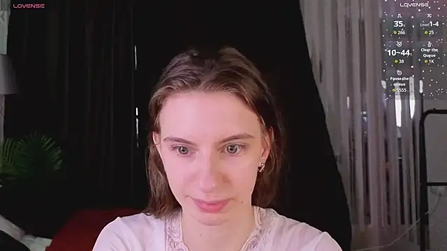 kaleriyaa  online show from 04-05-26, 01:34