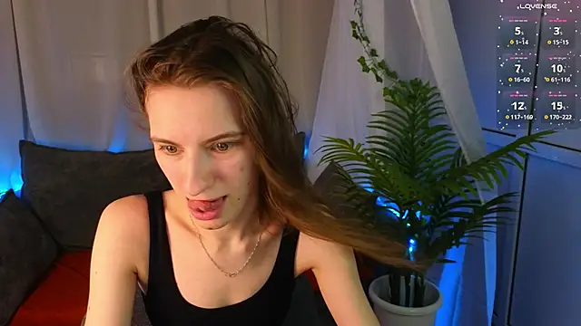 kaleriyaa  online show from 11-17-25, 08:29