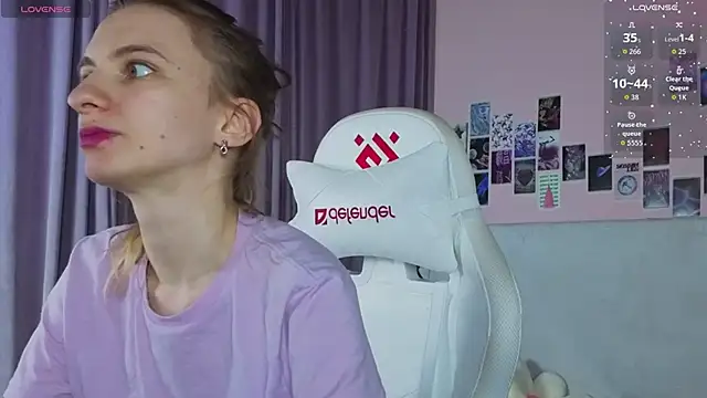 kaleriyaa  online show from 04-11-26, 07:45