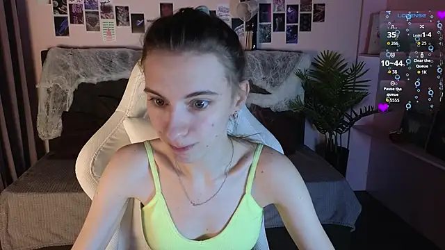 kaleriyaa  online show from 11-02-25, 01:32