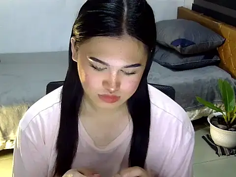 Snapshot of Annierose_ts chatting on 09-19-25, 10:30 Annierose ts online show from 09-19-25, 10:30