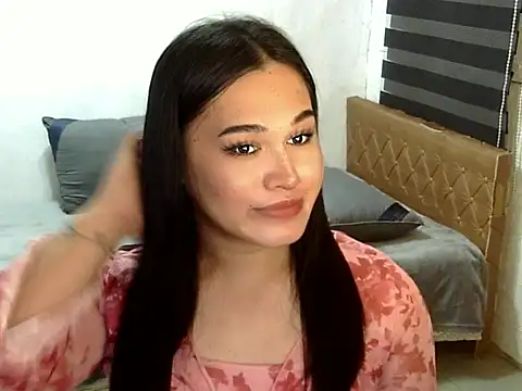 Snapshot of Annierose_ts chatting on 09-13-25, 08:14 Annierose ts online show from 09-13-25, 08:14