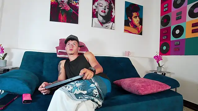 Ryan Miller online show from 09-11-25, 07:25