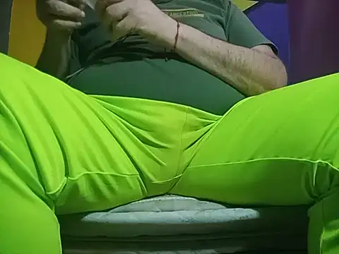 BabyBearMilk online show from 11-11-25, 03:45