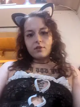 Snapshot of marijacucu chatting on 10-28-25, 09:08 marijacucu online show from 10-28-25, 09:08