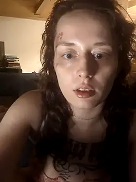 Snapshot of marijacucu chatting on 10-28-25, 09:14 marijacucu online show from 10-28-25, 09:14