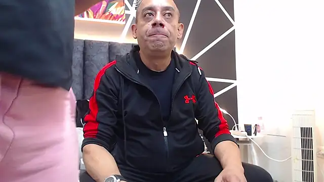 GabrielandAbigail online show from 02-07-26, 03:31