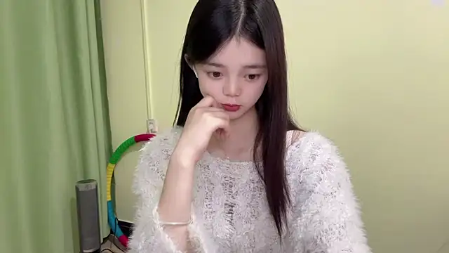 Nicole-13 online show from 12-19-25, 11:45