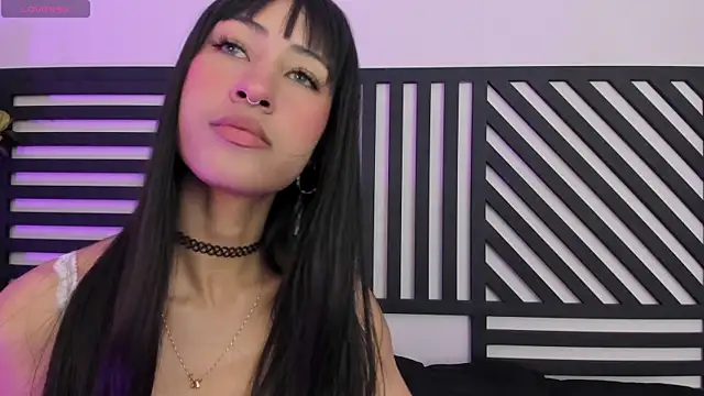 Snapshot of princess_ivy_ chatting on 09-16-25, 01:12 princess ivy  online show from 09-16-25, 01:12