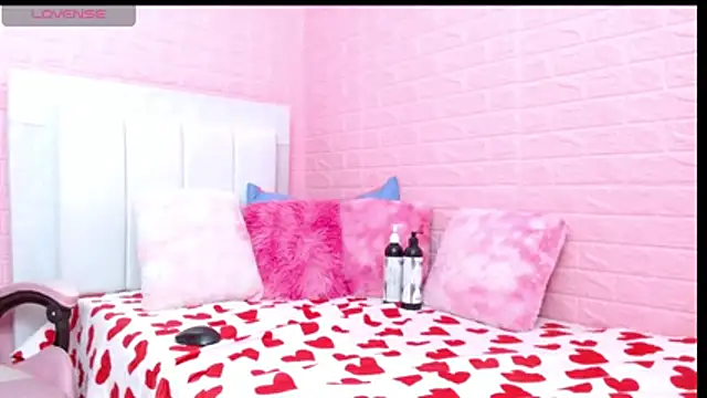 suzanhot 30 online show from 03-15-26, 08:27