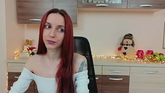 Julia Jae online show from 12-14-25, 06:30