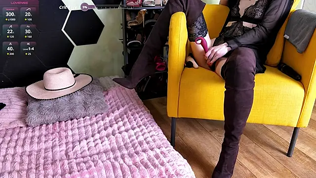 sexy-school online show from 04-06-26, 12:39