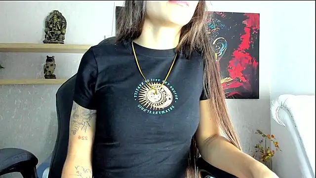 aitana baker  online show from 03-03-26, 03:24