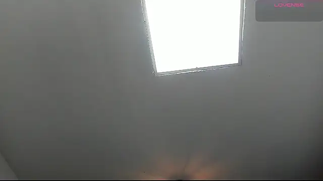aitana baker  online show from 05-15-26, 07:12