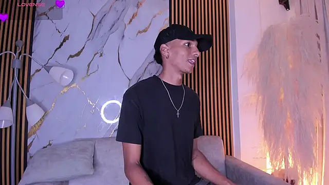 JulienSaint online show from 03-08-26, 12:41