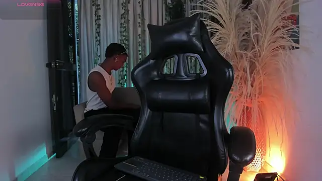 JulienSaint online show from 05-13-26, 11:17