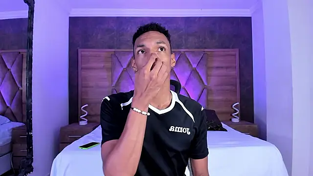 JulienSaint online show from 02-05-26, 12:01