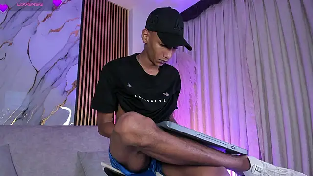 JulienSaint online show from 03-10-26, 11:36