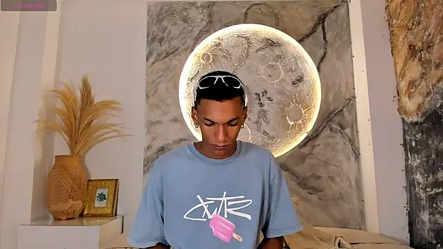 JulienSaint online show from 04-14-26, 11:37