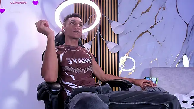 JulienSaint online show from 02-23-26, 09:32