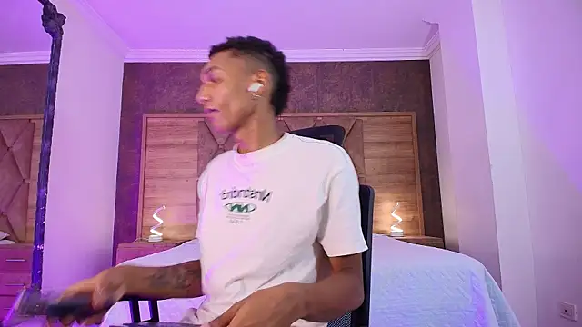 JulienSaint online show from 10-01-25, 12:09