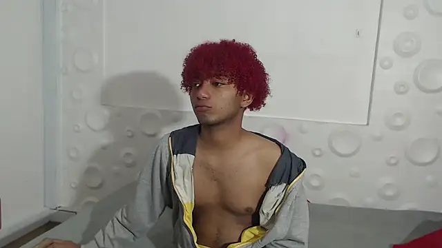 felipecams123 online show from 11-22-25, 01:04