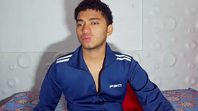 felipecams123 online show from 01-07-26, 10:15