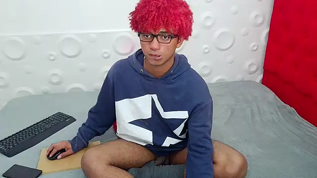 felipecams123 online show from 11-28-25, 08:20