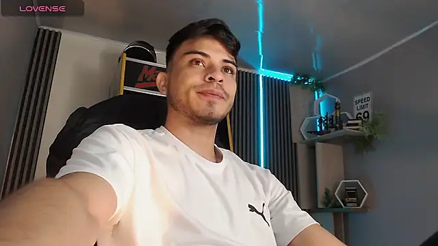 Bastian MCcormick online show from 10-08-25, 12:07