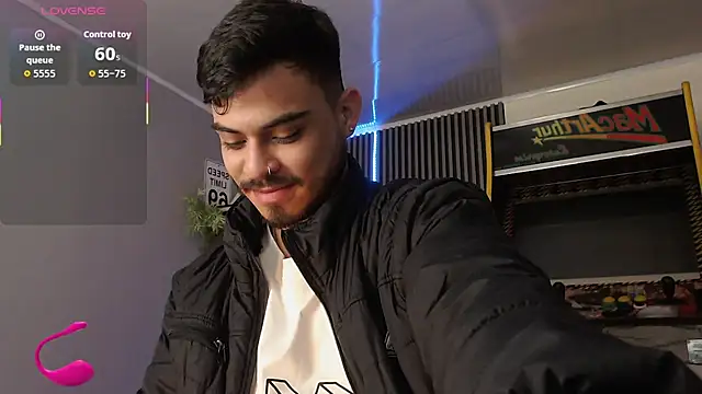 Snapshot of Bastian_MCcormick chatting on 01-19-26, 12:42 Bastian MCcormick online show from 01-19-26, 12:42