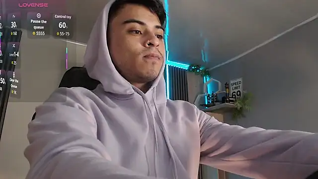 Bastian MCcormick online show from 11-12-25, 12:09