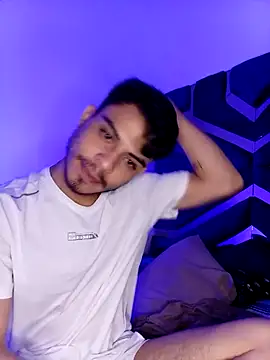 Bastian MCcormick online show from 11-26-25, 01:38