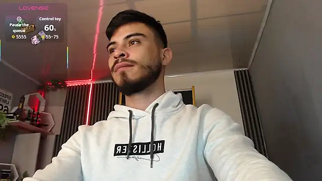 Snapshot of Bastian_MCcormick chatting on 02-02-26, 01:10 Bastian MCcormick online show from 02-02-26, 01:10