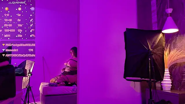 SamanthaaReed online show from 09-19-25, 03:32